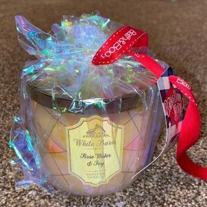 Bath & Body Works candle
